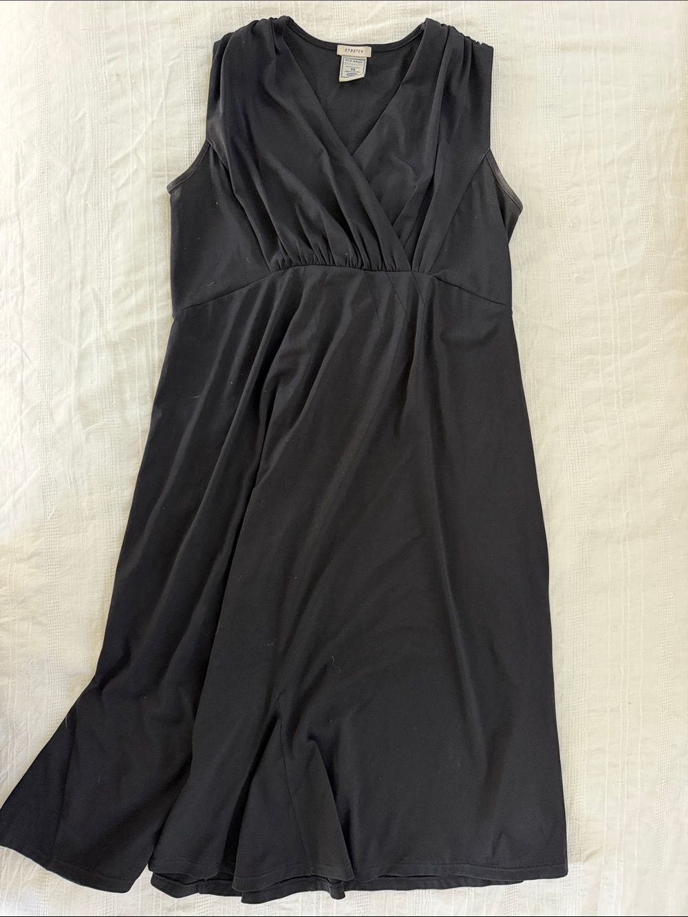 Old Navy maternity Black Sleeveless V-Neck Midi Dress